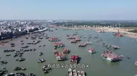 航拍广西防城港市企沙镇天堂滩