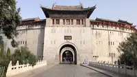 实拍洛阳丽景门，完全的仿古建筑，真没必要买门票登城楼
