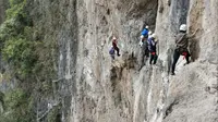 2022年攀岩-六盘水市月照神雕峰