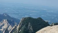 從華山的西峰去往南峰（不想剪輯了，直接原聲吧）