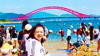 国庆宁波北仑万人沙滩，现在人山人海，海上一片美景！