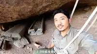 雷探长来到龙虎山，亲下崖墓探秘2000年前悬棺之谜，发现陪葬陶罐
