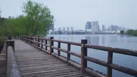解封后的黄冈遗爱湖公园