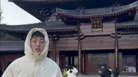 九龙湖香山教寺好玩吗？适合带娃吗？能推婴儿车吗？九龙湖香山教寺拍照好看吗出片吗人多吗？几点的光最好？宁波适合拍古风摄影写真的古建筑地点推荐，宁波镇海九龙湖香山寺
