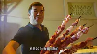 淡嘴哥带你逛哈密阿勒屯古街，特色美食歌舞表演，人潮涌动太热闹
