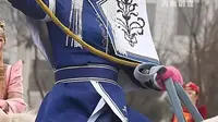 国家级非遗乌审走马闹元宵 街头巡演《白马赞》气氛拉满 “有气势！不愧是吃牛羊肉长大的”