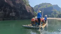 武夷山|九曲溪竹筏漂流我是全程笑着漂完的，体验隐藏收费项目