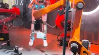 上海科技馆，大型机器人表演翻车现场