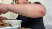 绍兴诸暨市大唐镇 有袜都之称 基本上每家都有几十台织袜机