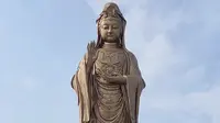 都说普陀山百子堂求👶🏻很灵，今天诚心的替山西的王女士求一个宝宝，身体健康，万事如意，越来越好。普陀山。