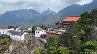 航拍九华山百岁宫