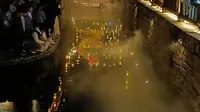 不是江南，胜似江南，这是衡阳南岳里的夜。