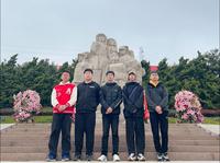 参观青岛革命烈士纪念馆