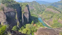 武夷天游峰:亚洲第一石，登顶俯瞰九曲溪美景，不虚此行！