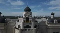 哈尔滨美丽岛温泉水乐园是黑龙江首家俄式主题的温泉和水上乐园，是以温泉水游乐为核心的文化旅游综合体。