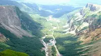 长白山U型谷谷底森林