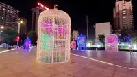 实拍安徽亳州建安文化广场，这里吃喝玩乐啥都有