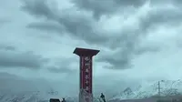单人自驾新疆帕米尔高原，在塔合曼湿地观景台拍照打卡后前往塔什库尔干县内