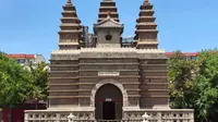 呼和浩特五塔寺，我在草原望北京