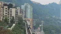 李子坝轻轨穿楼（揽胜亭观景点）
