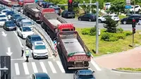 许银炜：五一小长假，天台山大瀑布车流，甚至有游客刚到景区门口就回去了…