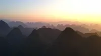 桂林永福金钟山，意外好看的群山
