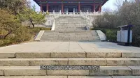 安丘青云山挺好玩的，特别是冬天没什么人。非常适合闲逛