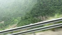 201506上西天目山,景区内中巴窗外侧拍,浙江省杭州市临安区天目山风景区