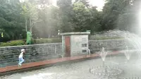 武汉汉口江滩小公园。