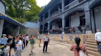 重庆的白公馆别墅，其实是特务的高级监狱，本地叫它活棺材！