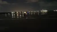 想不到半夜一点的平潭龙王头沙滩还有人在玩，更有甚者直接在沙滩搭帐篷过夜。可我没这个福气哦，一晚上都在赶路-2023年9月30日