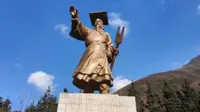 【大禹祭坛】四川省阿坝州汶川县绵虒镇大禹村，这就是大禹故里。附近有4A级国家旅游景区，大禹祭坛。大禹祭坛有一个大禹的铜像，是世界最大的大禹铜像。