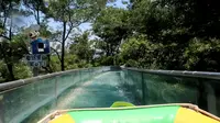 淄博红叶柿岩玻璃水滑道漂流沉浸式体验
