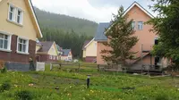 到底是谁在推荐贾登峪停车场的住宿啊！太拉了吧！