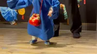 泉州提线木偶《小沙弥》自译