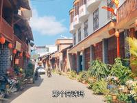 开车穿过磨黑古镇，阿诗玛的故乡